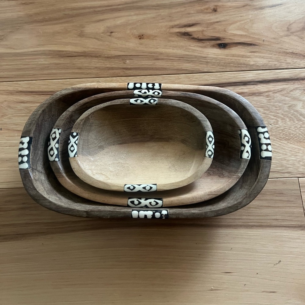 Hand carved African trivet bowls from Uganda - 3 piece set - never been used